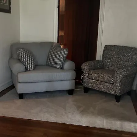 Close And Cozy Home